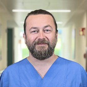 Oberarzt Heiko D&ouml;bbeler