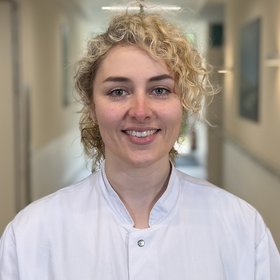 Ober&auml;rztin Dr. med. Nina-Kristin Domnick