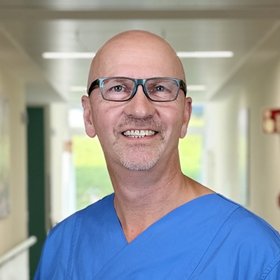 Leitender Arzt der Gef&auml;&szlig;chirurgie Dr. med. J&ouml;rn Pfeiffenberger 
