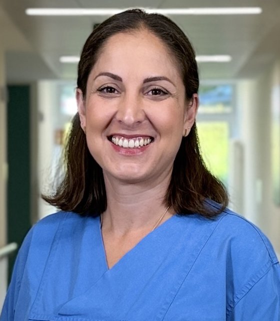 Oberärztin Dr. med. Ariana Bauer