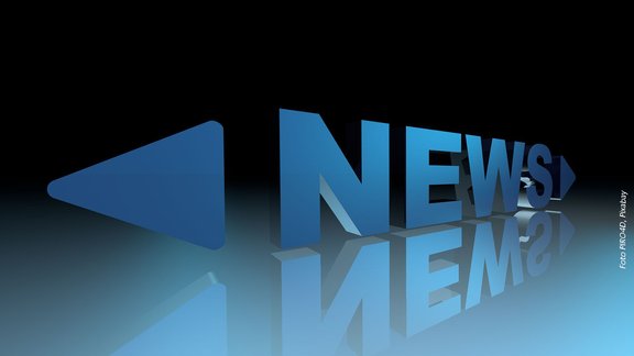 Buchstaben, die das Wort NEWS bilden mit Pfeilen nach links und rechts