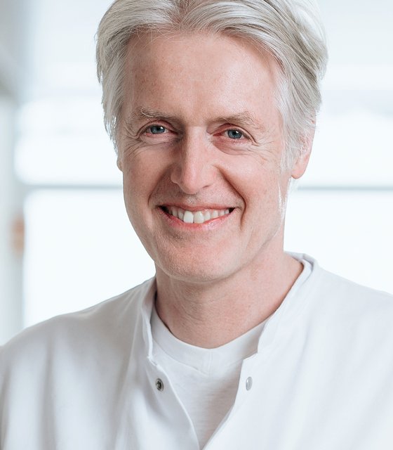 Chefarzt Dr. med. Georg Hillebrand